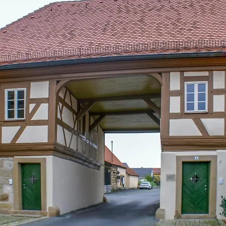 Apartment Torhaus - Lilie Rattelsdorf