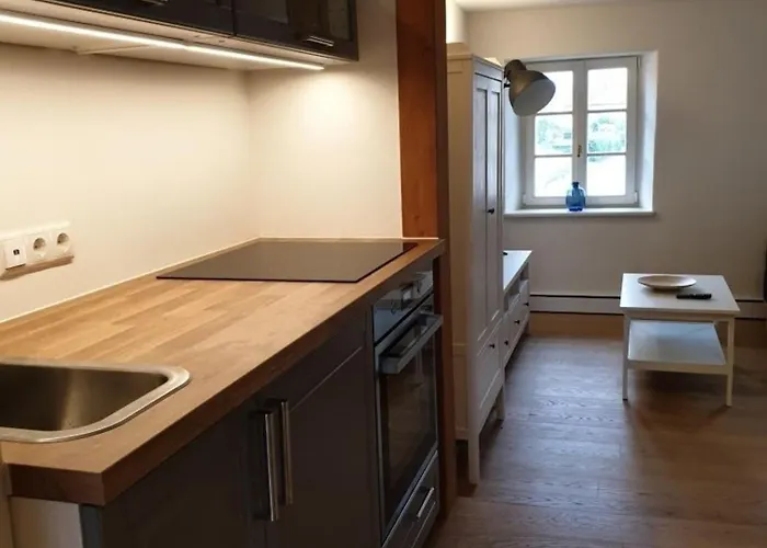 Torhaus - 3 Lilie Apartman Rattelsdorf